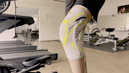 Easy Move Knee Sleeve 